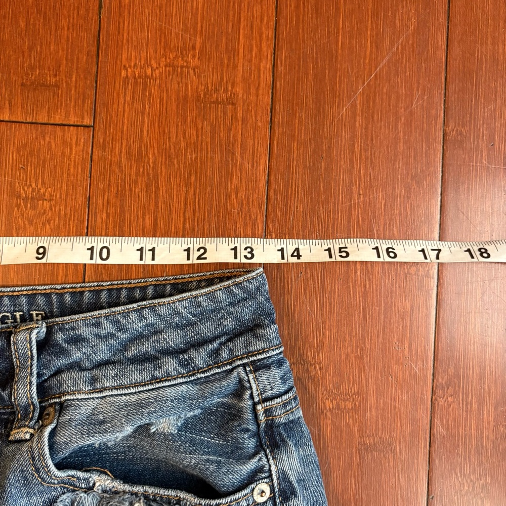 AE Ripped Blue Jean Shorts - Picture 5 of 5